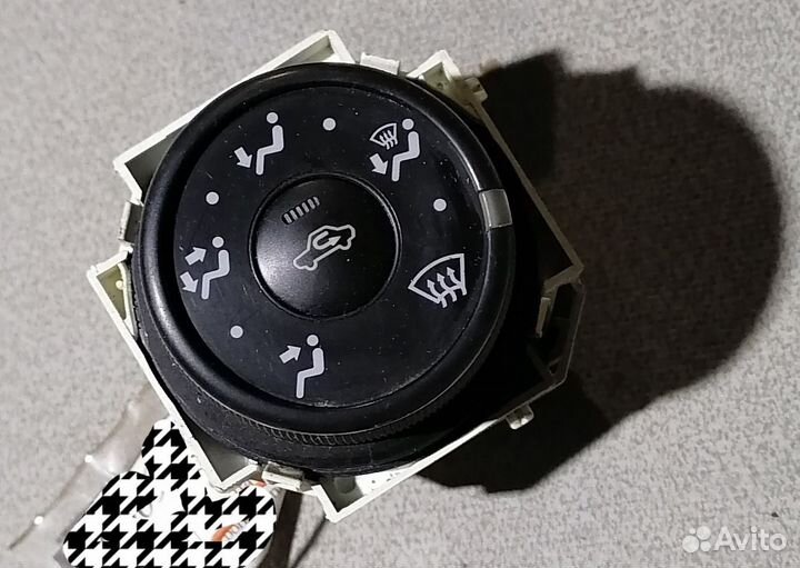 Toyota Corolla E150 переключатель отопителя