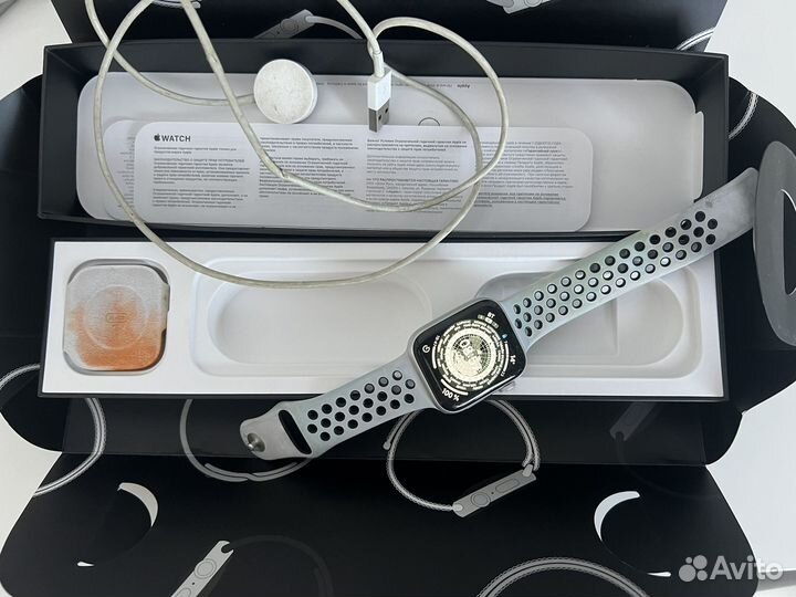 Apple watch nike+ series 4 44mm