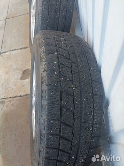 Bridgestone Blizzak VRX 195/65 R15