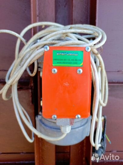 Станок для производства блоков,брусчатки,вибростол