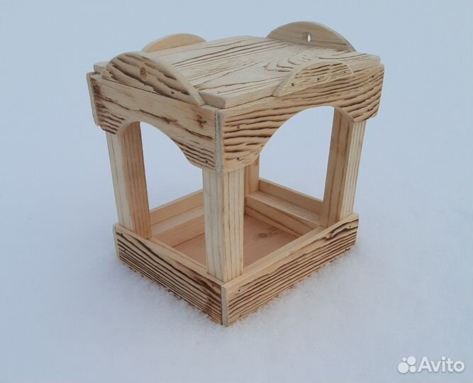 Кормушка для птиц