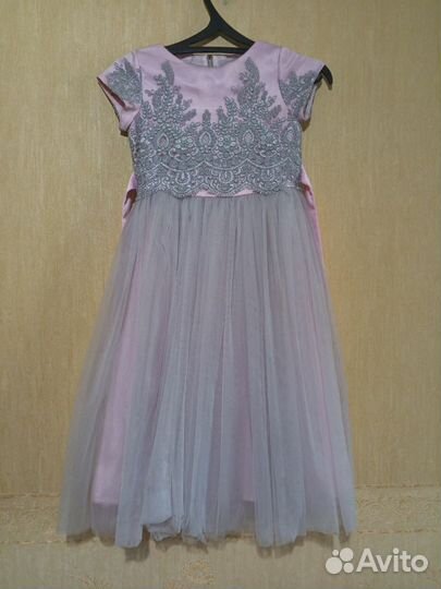 Нарядное платье для девочки
