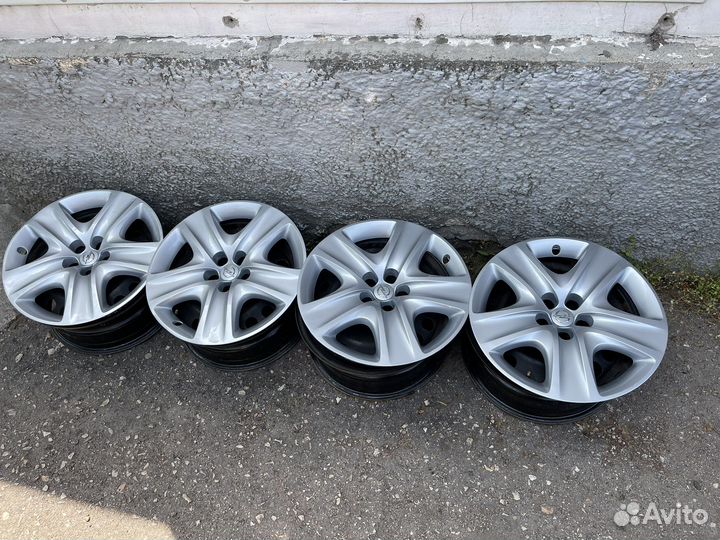 Продам диски штампы r16 Opel Astra с колпаками