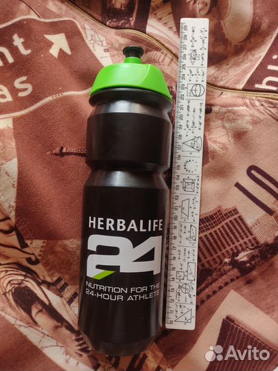 Спортивная бутылка для воды