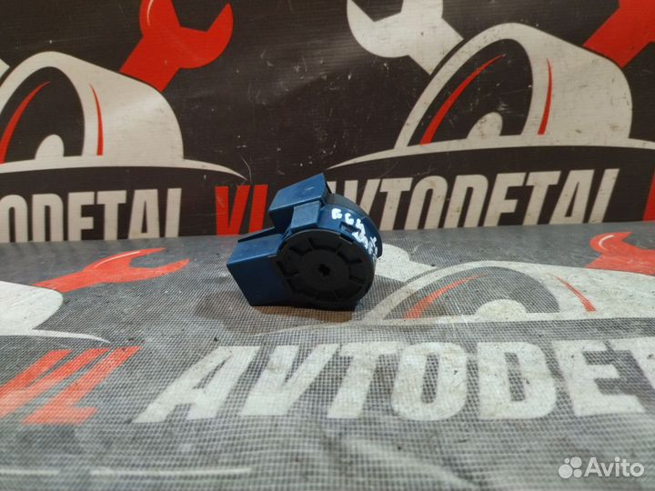 Контактная группа замка зажигания Ford Mondeo 3