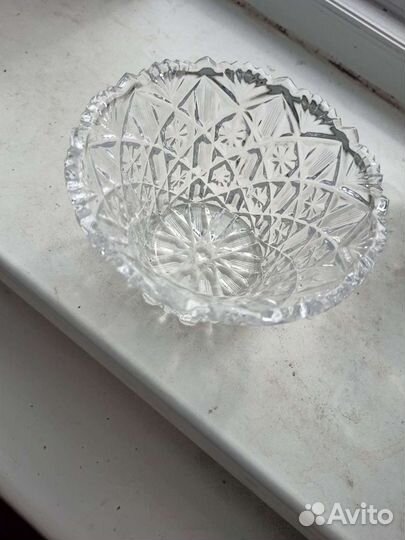 Хрустальная ваза