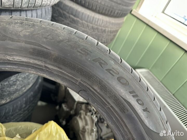 Pirelli P Zero PZ4 275/45 R20 и 305/40 R20