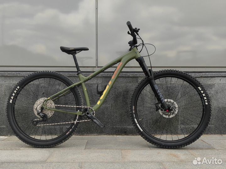 Трейловый велосипед Kona Honzo 29 / RS Yari 150