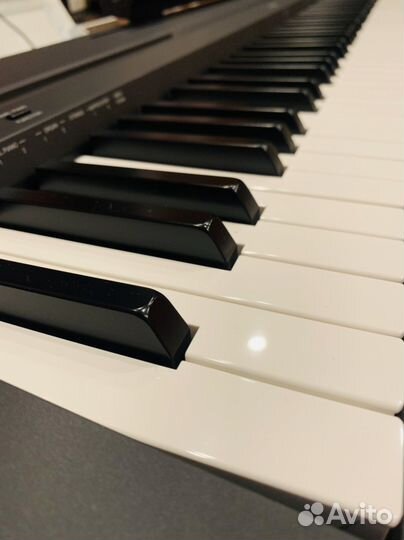 Цифровое Пианино Yamaha P45 + Стойка