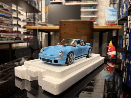 ALM880302 Almost Real Porsche Ruf 1:18 sky blue