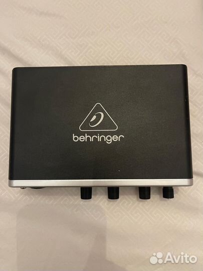 Звуковая карта Behringer u phoria umc22