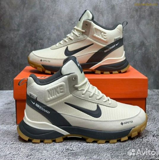 Кроссовки Nike Goretex зимние водооталкивающие