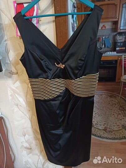 Красивое платье на размер 50