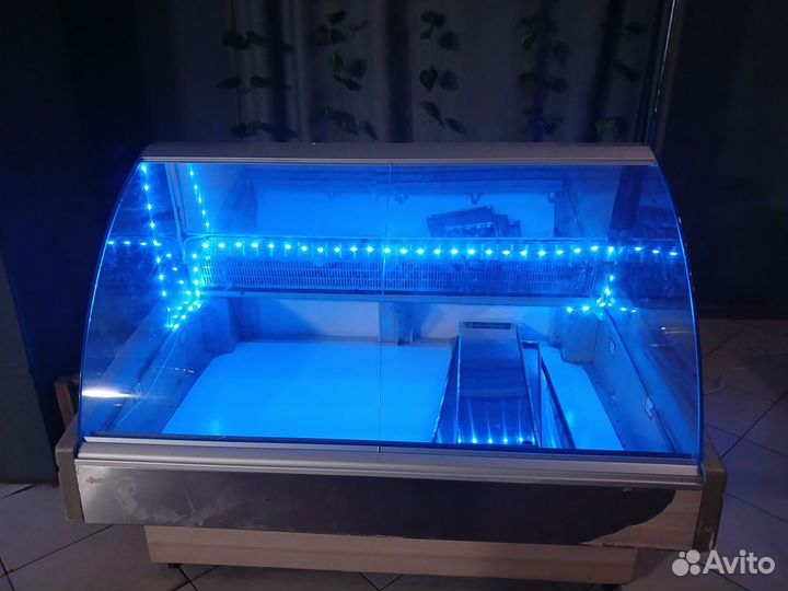 Витиринный холодилник ис минусом и с плюсом