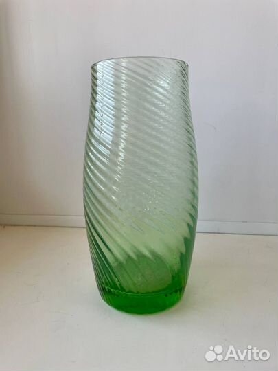 Набор ваза и 3 фужера