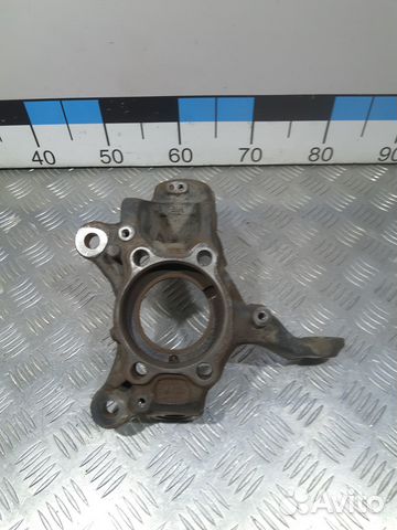 Б/У Кулак поворотный VW Jetta, Passat B7#004