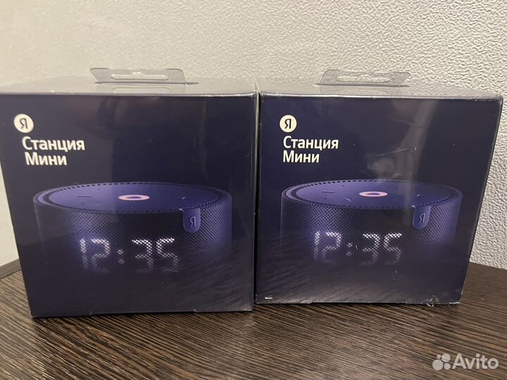 Новая яндекс станция Мини с часами