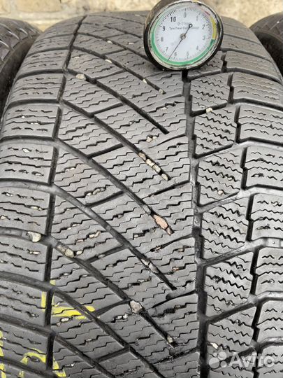 Continental ContiVikingContact 6 225/50 R17