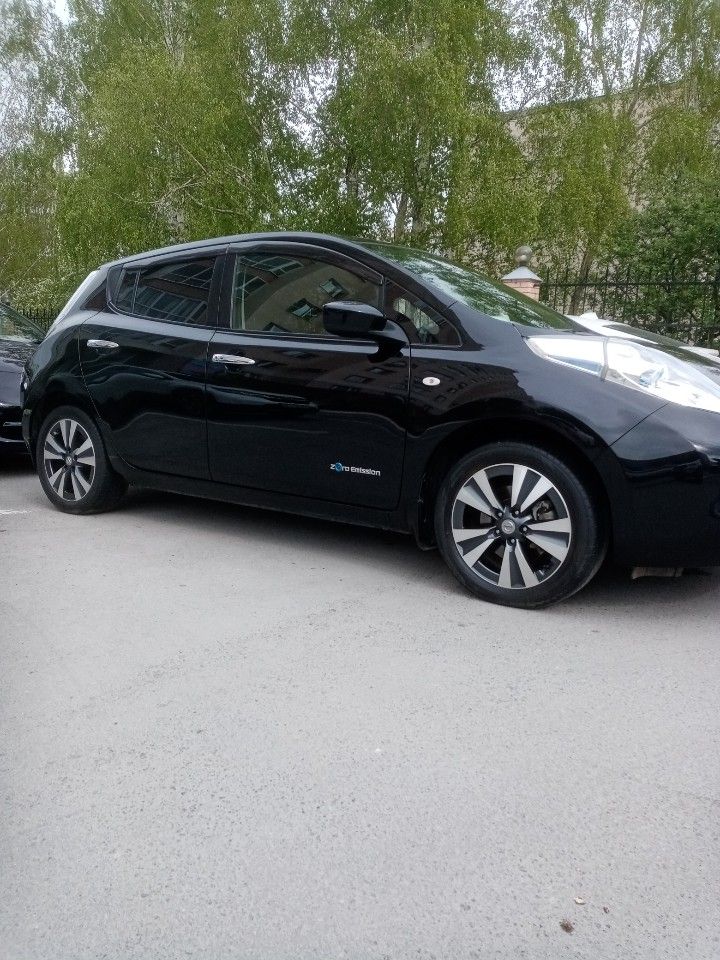 Nissan Leaf: фото владельца