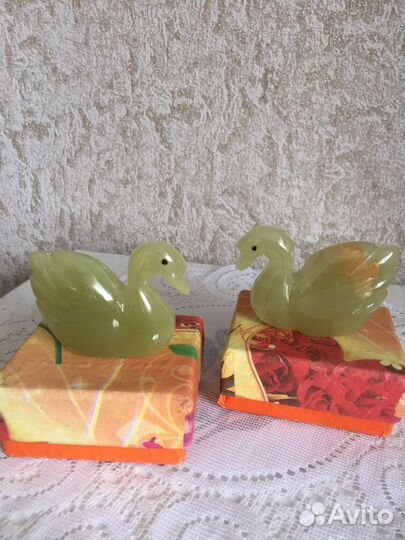 Статуэтки из оникса