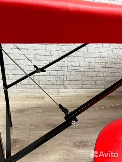 Кушетка / массажный стол / косметологическая