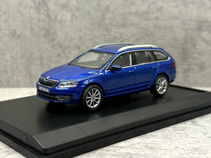 Модель автомобиля Skoda Octavia A7 Combi 1:43