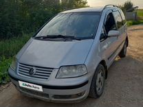 Volkswagen Sharan 1.9 MT, 2000, 350 000 км, с пробегом, цена 349 000 руб.