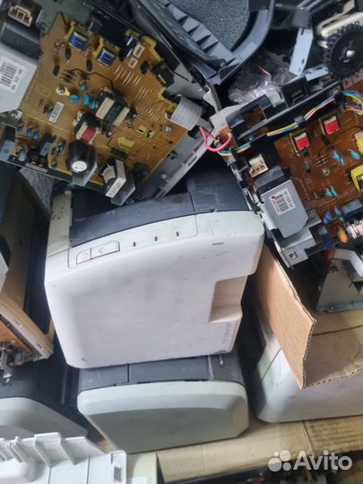 Принтер HP 1022 и 1010 лот 12шт