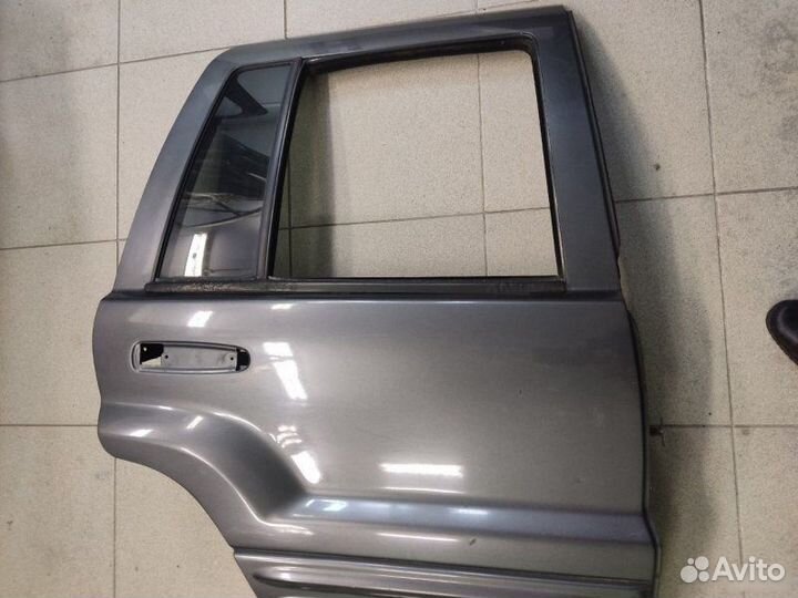 Дверь задняя правая Jeep Grand Cherokee