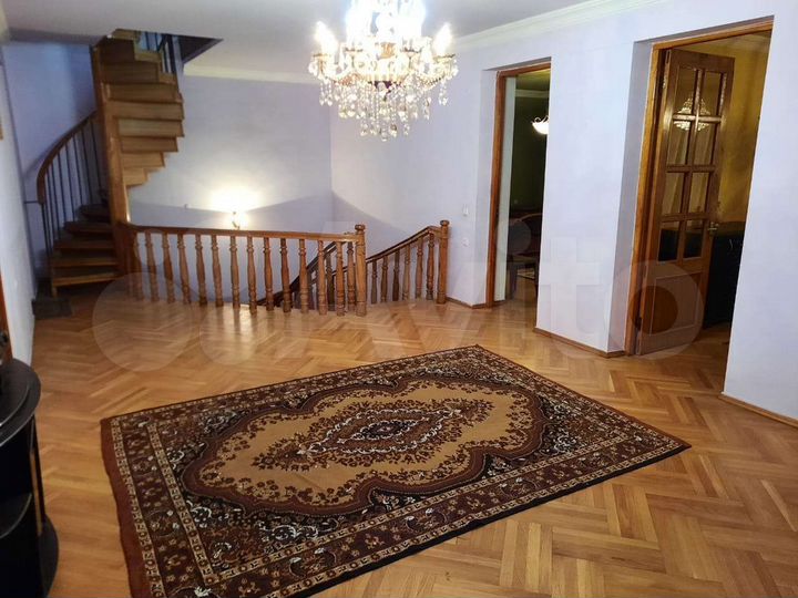 Дом 330 м² (Грузия)