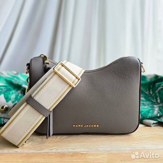 Сумка кожаная Marc Jacobs