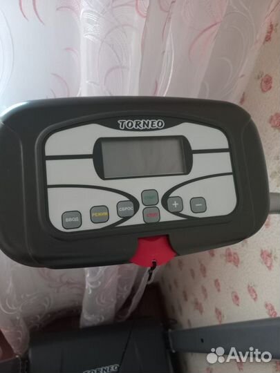 Продам беговую дорожку б/у