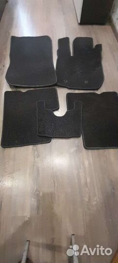 Коврики ева.рено дастер