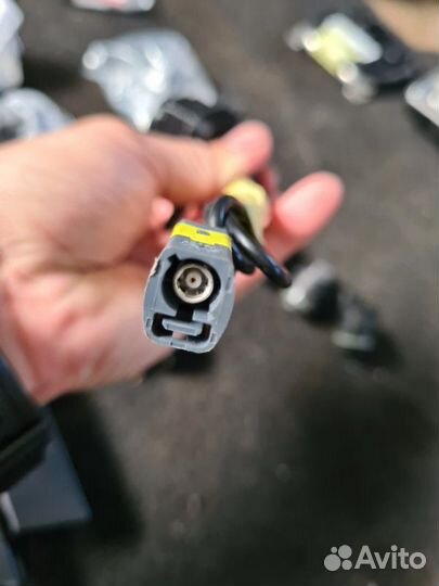 Камера переднего вида правая Geely Tugella FY 2021