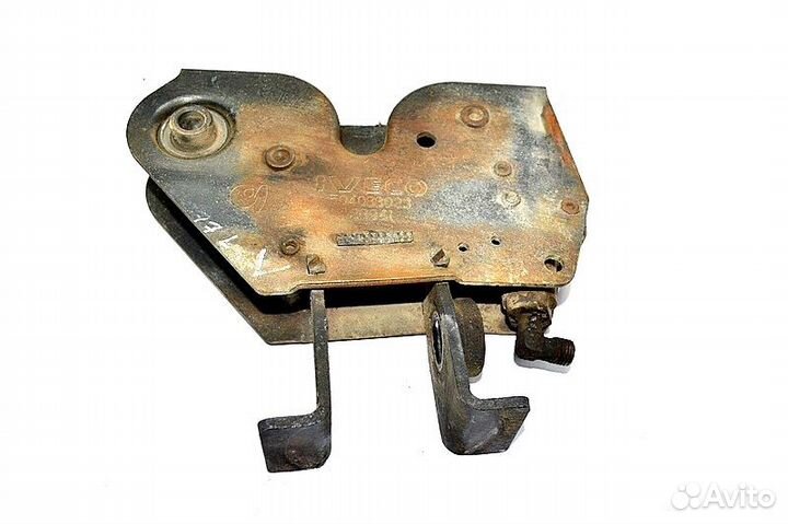 Замок кабины, левый iveco Stralis (01.02)