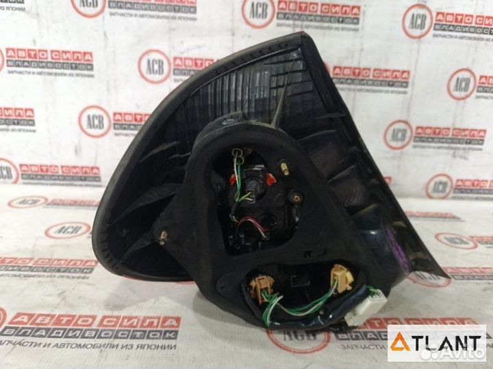 Стоп-сигнал правый toyota camry