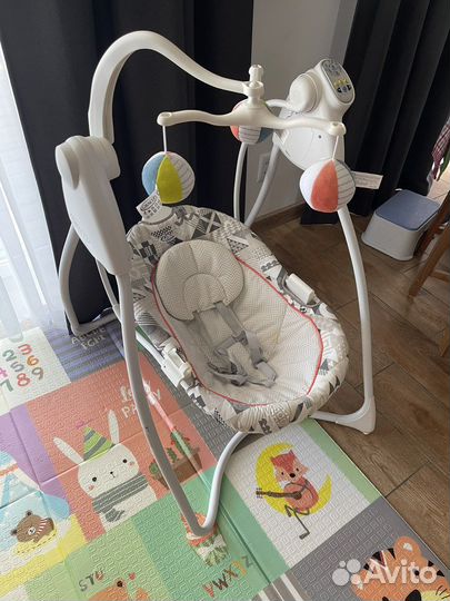 Детские Электронные качели Graco Lovin' Hug