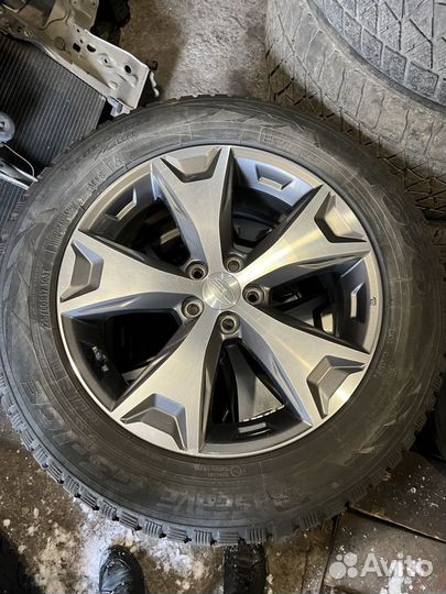 Продам комплект зимних колес R17 5X100