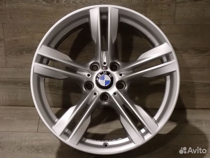Комплект оригинальных R19 дисков BMW Х5 F15