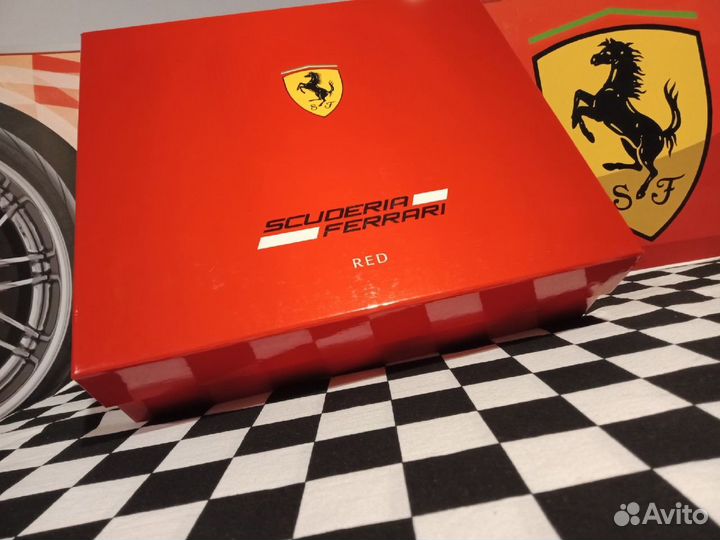 Парфюмерный набор для мужчин Scuderia Ferrari RED