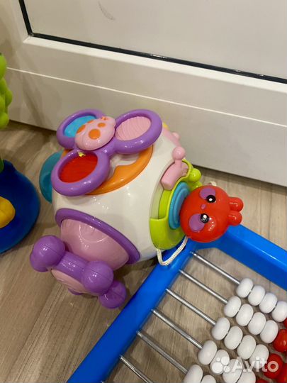 Развивающие игрушки пакетом