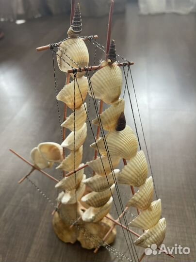 Кораблик из ракушек