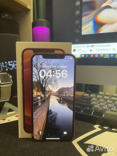 iPhone 12, 64 ГБ
