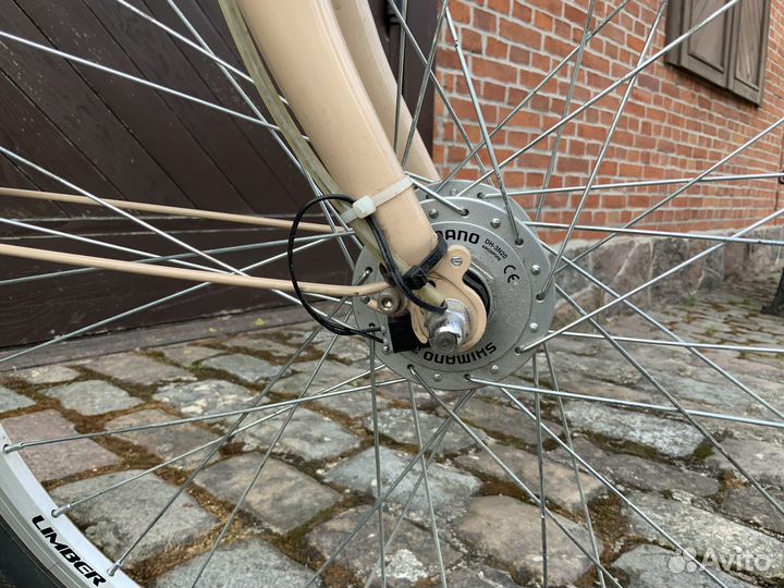 Велосипед взрослый женский с корзиной