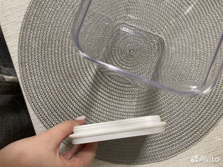 Контейнер для сыпучих продуктов 1л