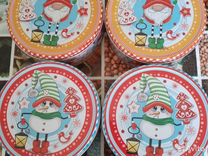 Жестяная банка для сыпучих продуктов