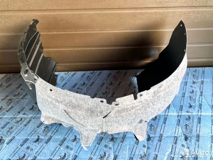 Подкрылок передний правый Lexus Es 2018-2023