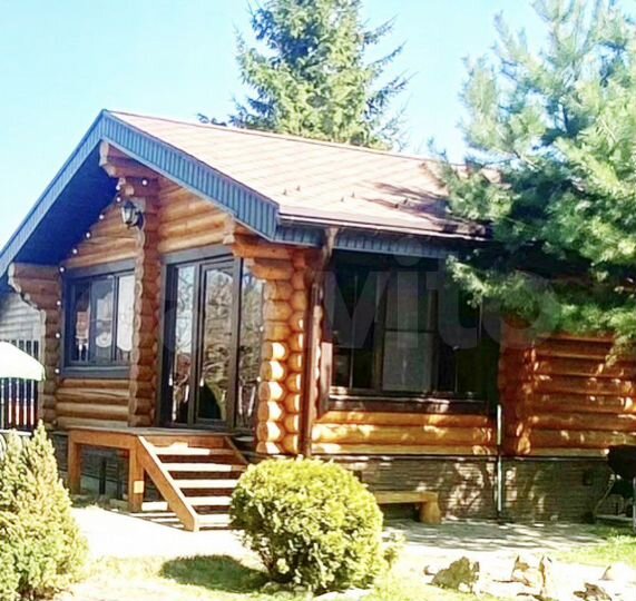 Дом 200 м² на участке 11 сот.