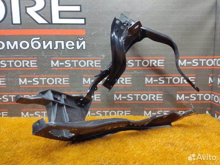 Кронштейн фары правый Mercedes-Benz E-Class W212