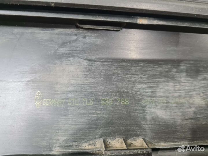 Накладка двери задняя правая Volkswagen Touareg 1